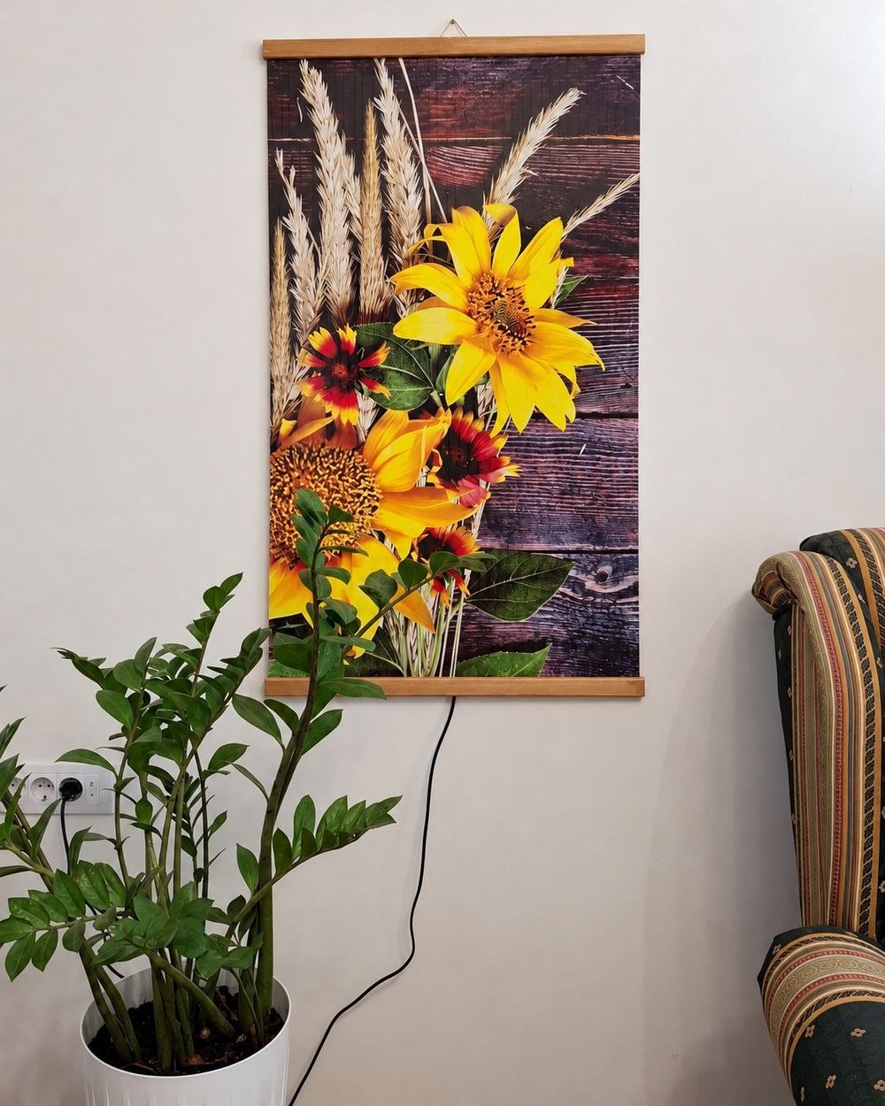 Savitljiva zidna infracrvena poster-grejalica „Kućna vatra“  105 x 60 cm slika "SUNCOKRET"
Infracrvene  EKOLOŠKE grejalice u obliku slika